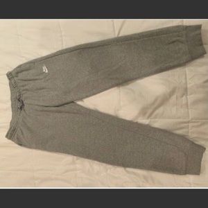 Women’s Nike Grey Fleece Sweatpants Size Medium